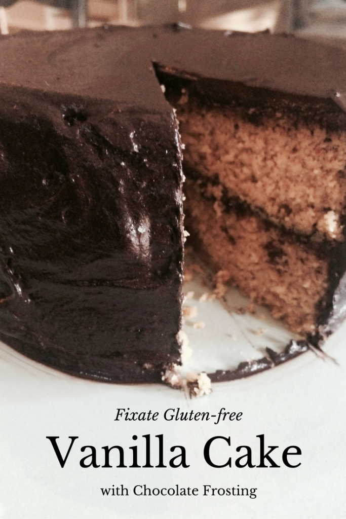Fixate Vanilla Cake with Chocolate Frosting