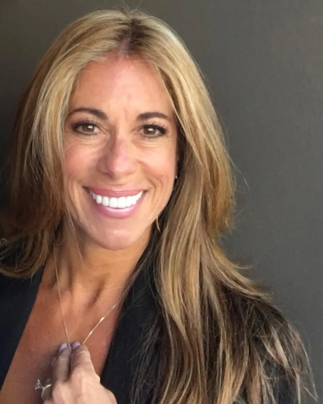 Andrea Williams — fitness coach, nutritionist, and no-BS voice for busy women.
